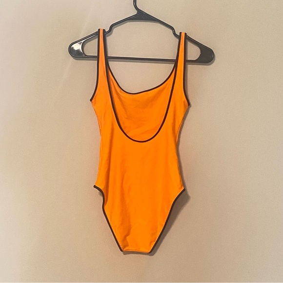 Original Iris Apfel x H&M collab 100 swimsuit - Picture 8 of 9